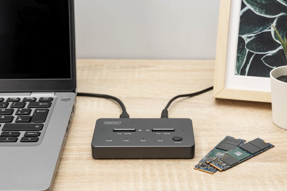 Imagine Docking station USB Type C pentru 2 x M.2 NVMe SSD , Digitus DA-71545-1