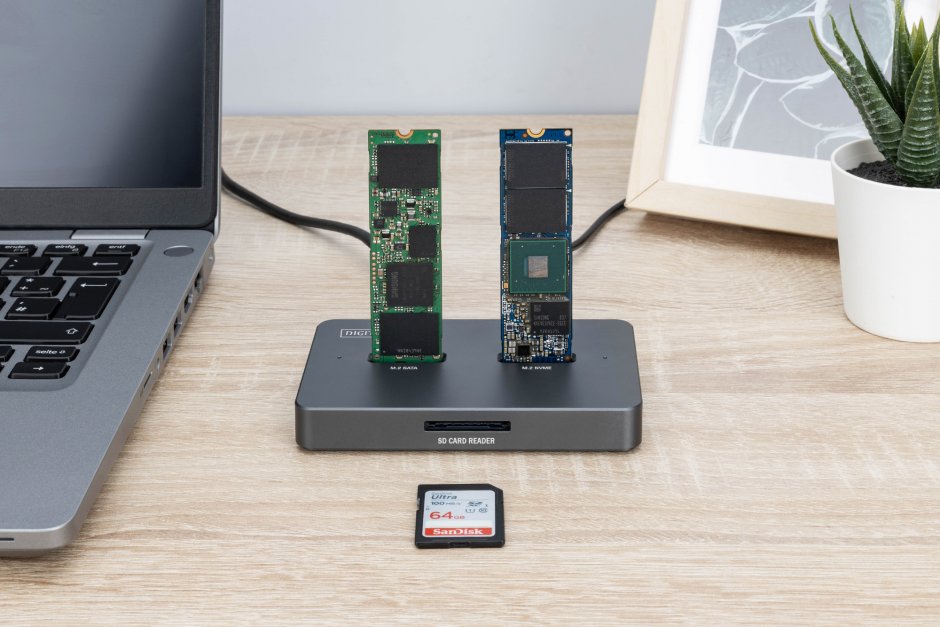 Imagine Docking station USB Type C pentru 2 x M.2 NVMe/SATA SSD + cititor carduri SD Express, Digitus DA-71546-1