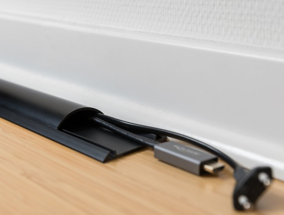 Imagine Canal cablu PVC 89 x 21 mm - 1m Negru, Delock 20712